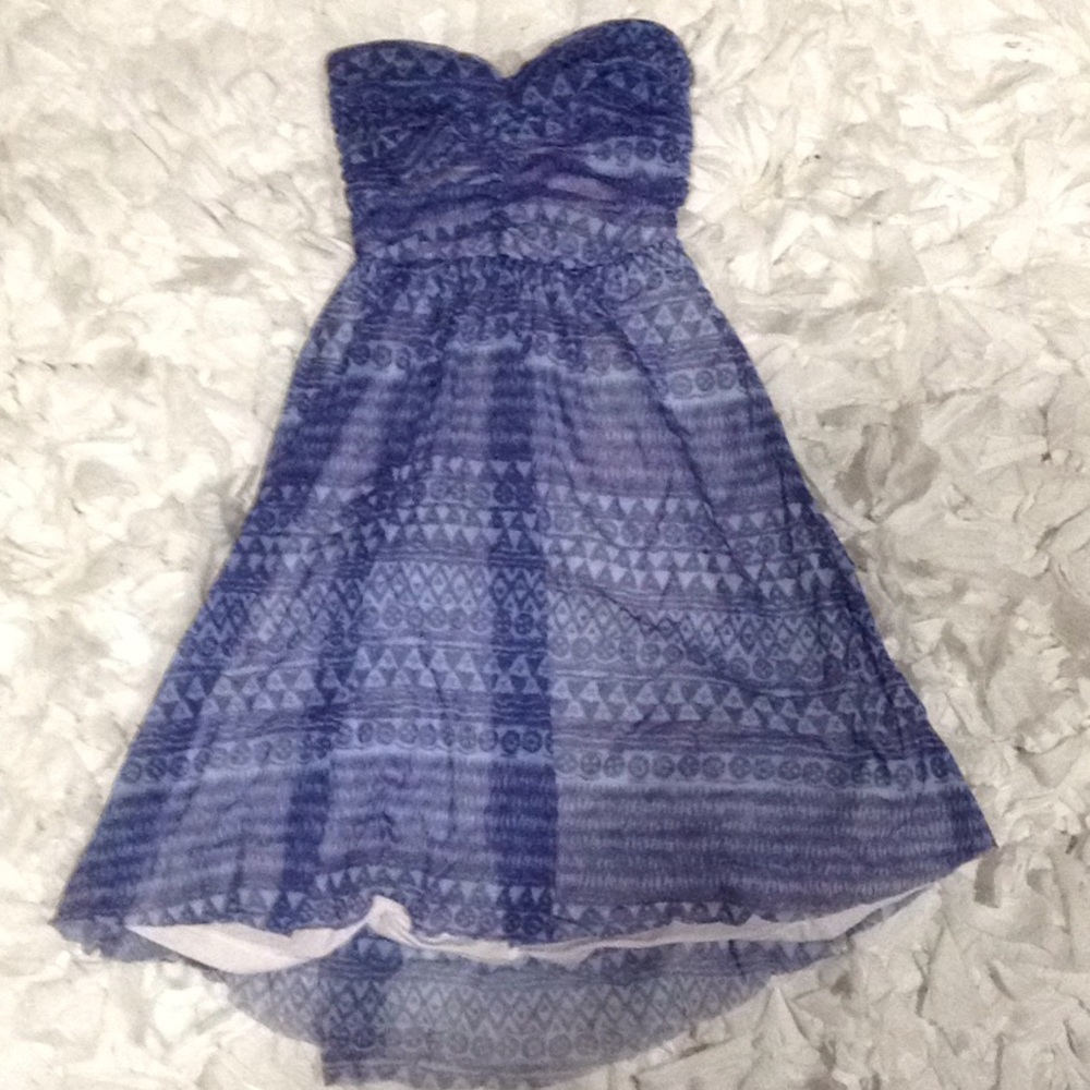 BEAUTIFUL dress (was my favorite)